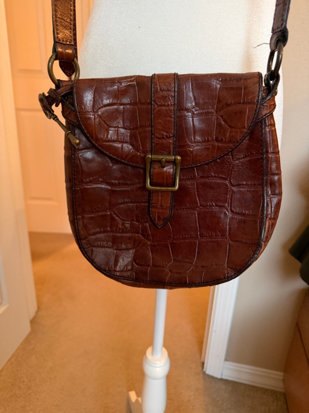 Fossil Brown Croc-Embossed Leather Saddle Bag